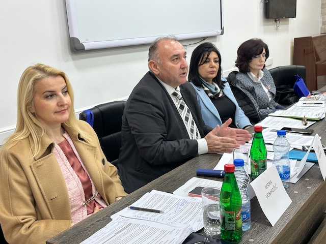 Seminar – panelisti