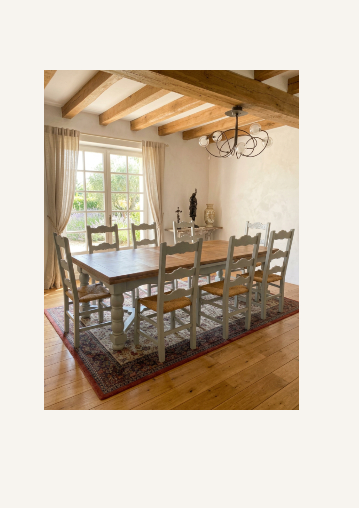 Salle à manger table & chaises