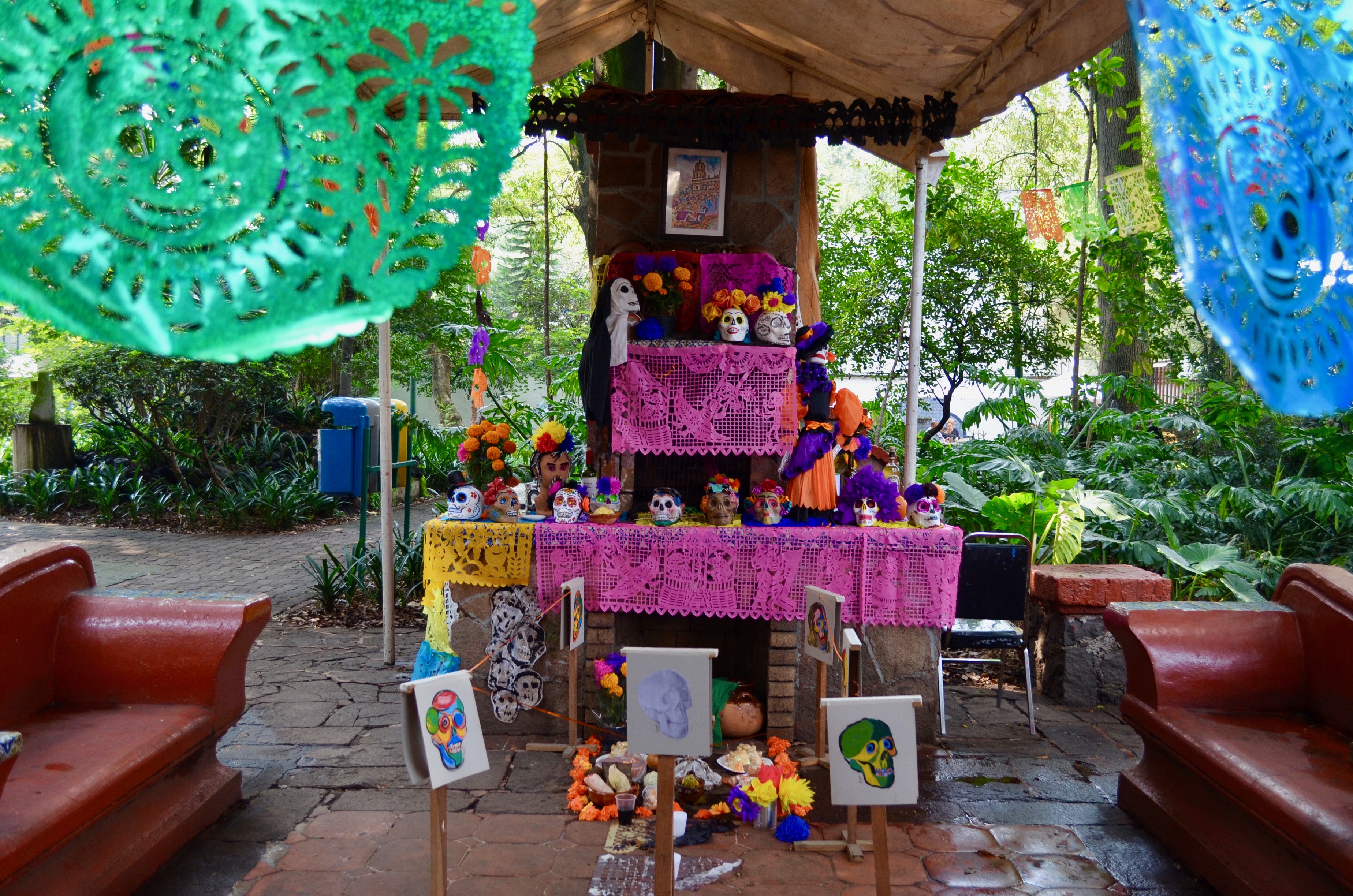 Día de Muertos en Old Town San Diego 2026: fechas, altar comunitario y exposición de estudiantes