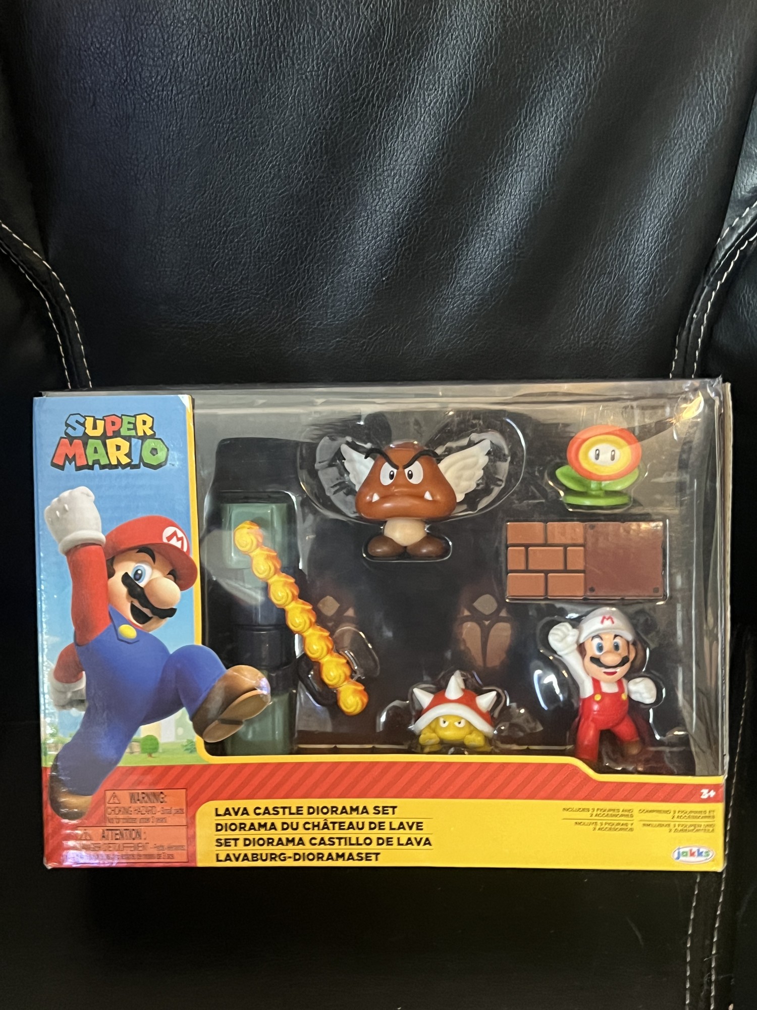 Super Mario Lava Castle Diorama Set