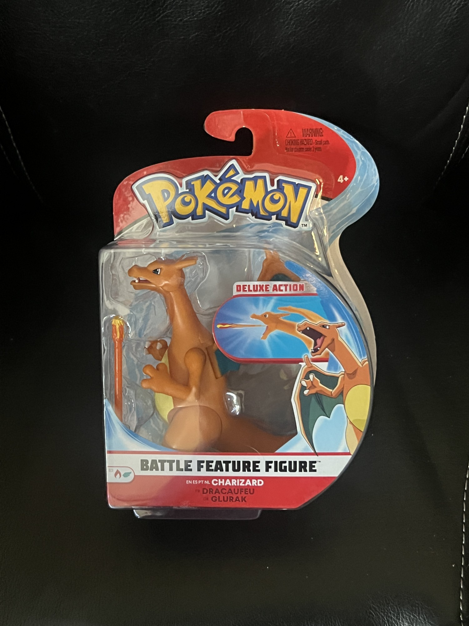 Pokémon Charizard Figure