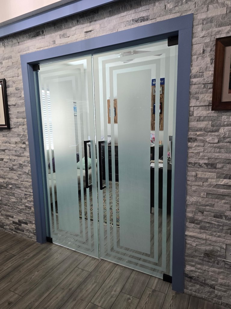 Geometric frost and clear bands on double entry doors
