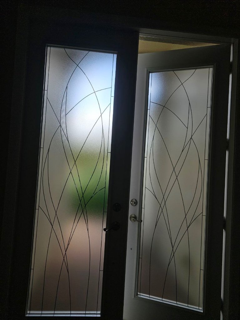 Sweeping curves on partially open double entry doors