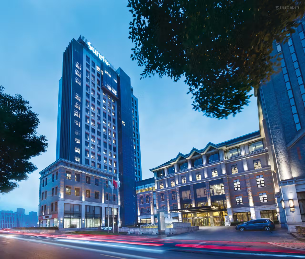 Pu Hua Hotel on the Bund