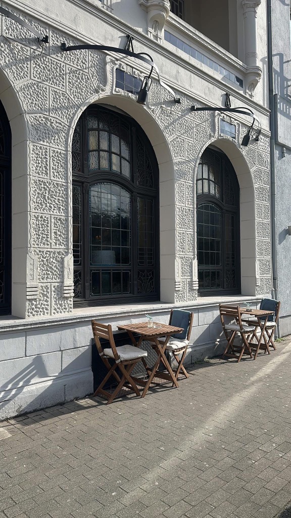 Café Ccino Außenansicht