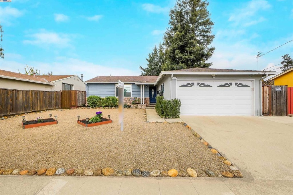 Becker Pl, Hayward, CA 94544