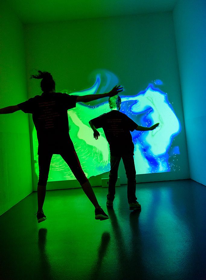Motion Reactive Wall Dance