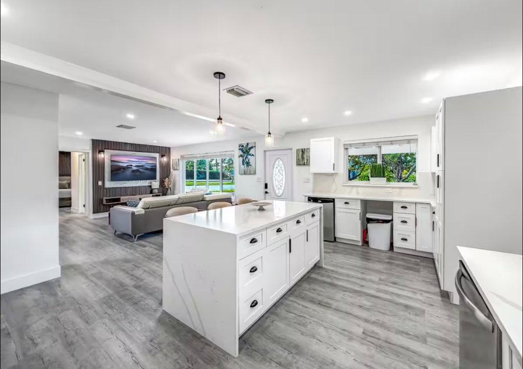 Airbnb Kitchen Renovation — South Florida by Carbon Haus Construction