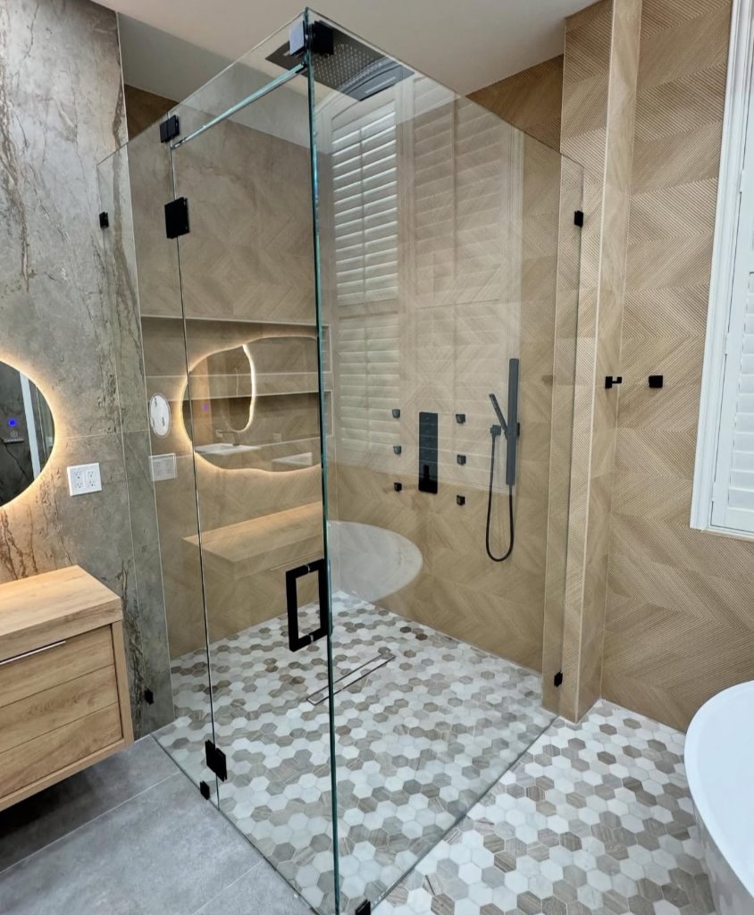Bathrooms — more projects by Carbon Haus Construction