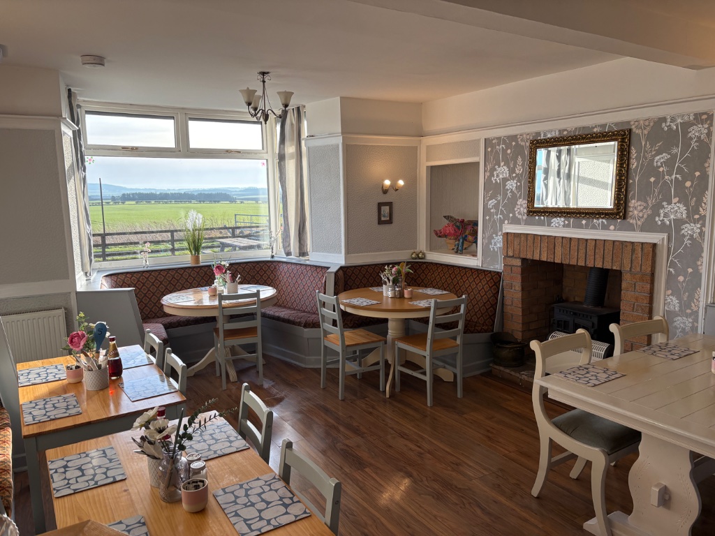Restaurant dining room