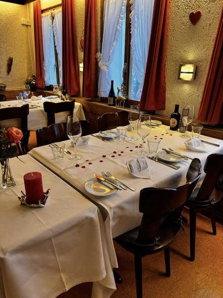 Elegante Tischdekoration
