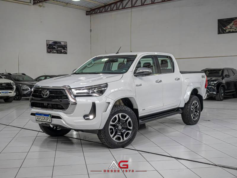 Toyota Hilux SRX Plus 2024 — AG Pickups e Multimarcas
