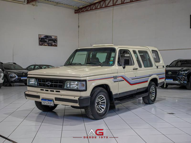 Chevrolet D20 Custom Deluxe 1985 — AG Pickups e Multimarcas