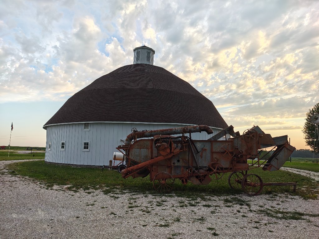 Lewis Round Barn & Antique Thresher
