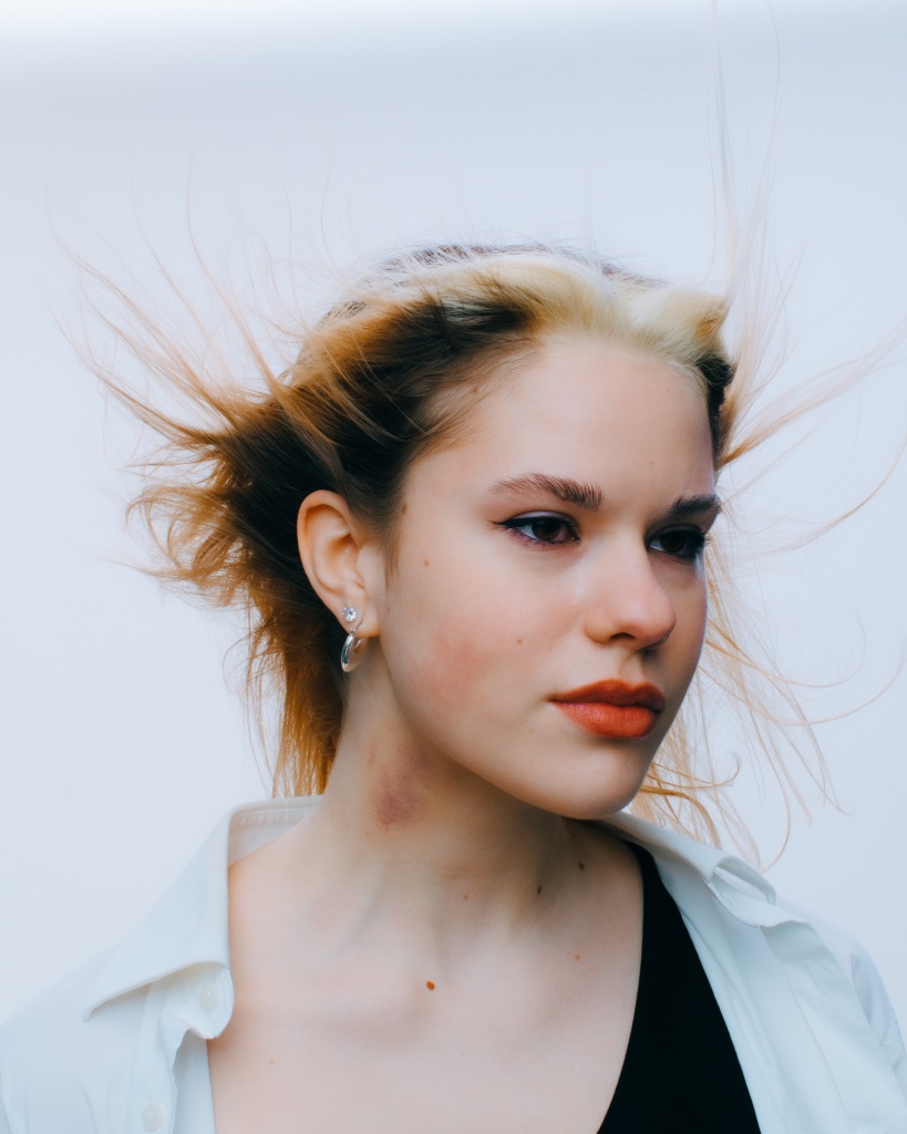 100 Teens - Image 43