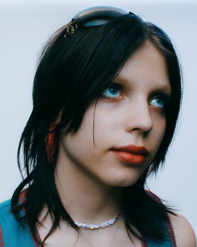 100 Teens - Image 5