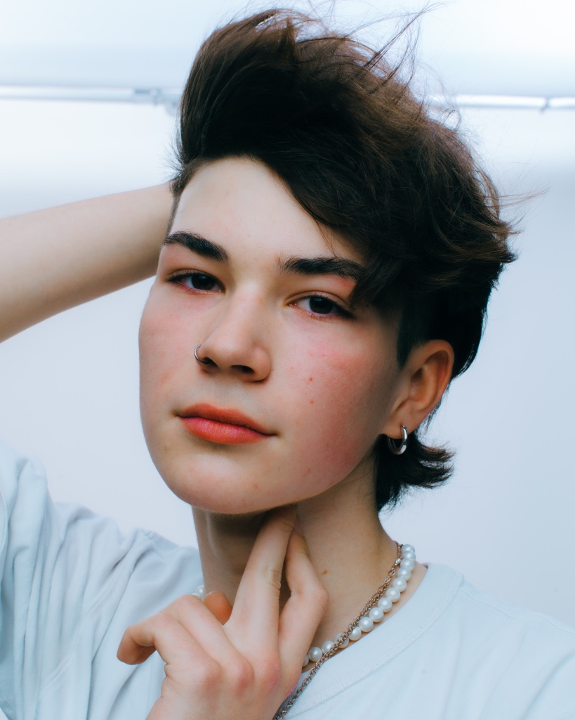 100 Teens - Image 48