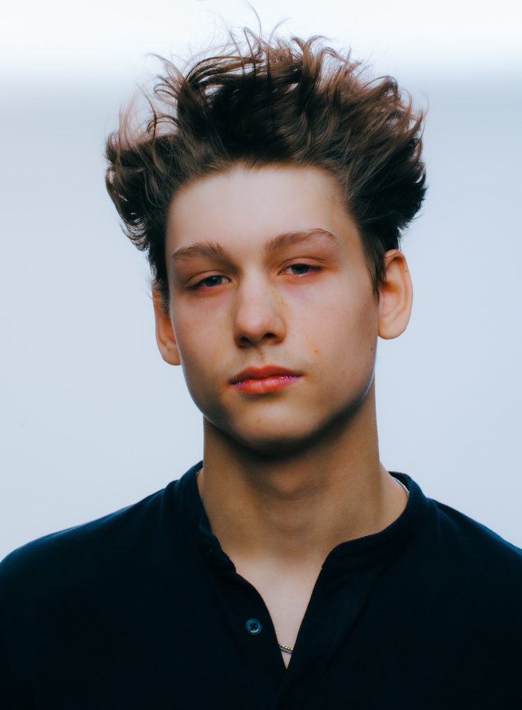 100 Teens - Image 42