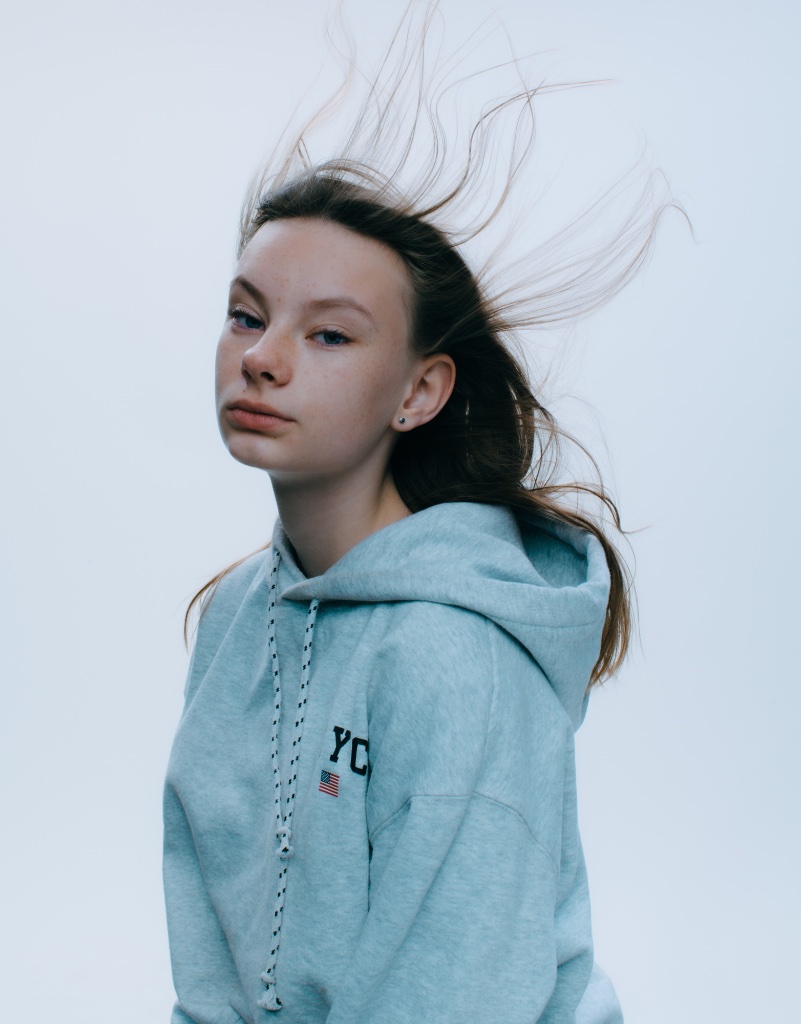 100 Teens - Image 24