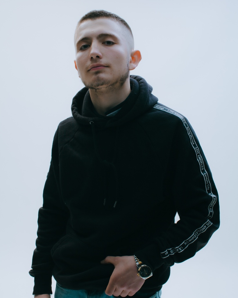 100 Teens - Image 18