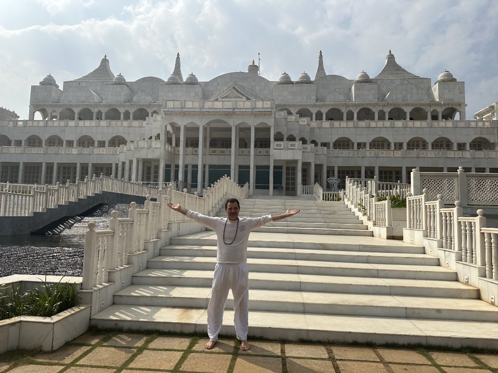 Ian at Ekam in India
