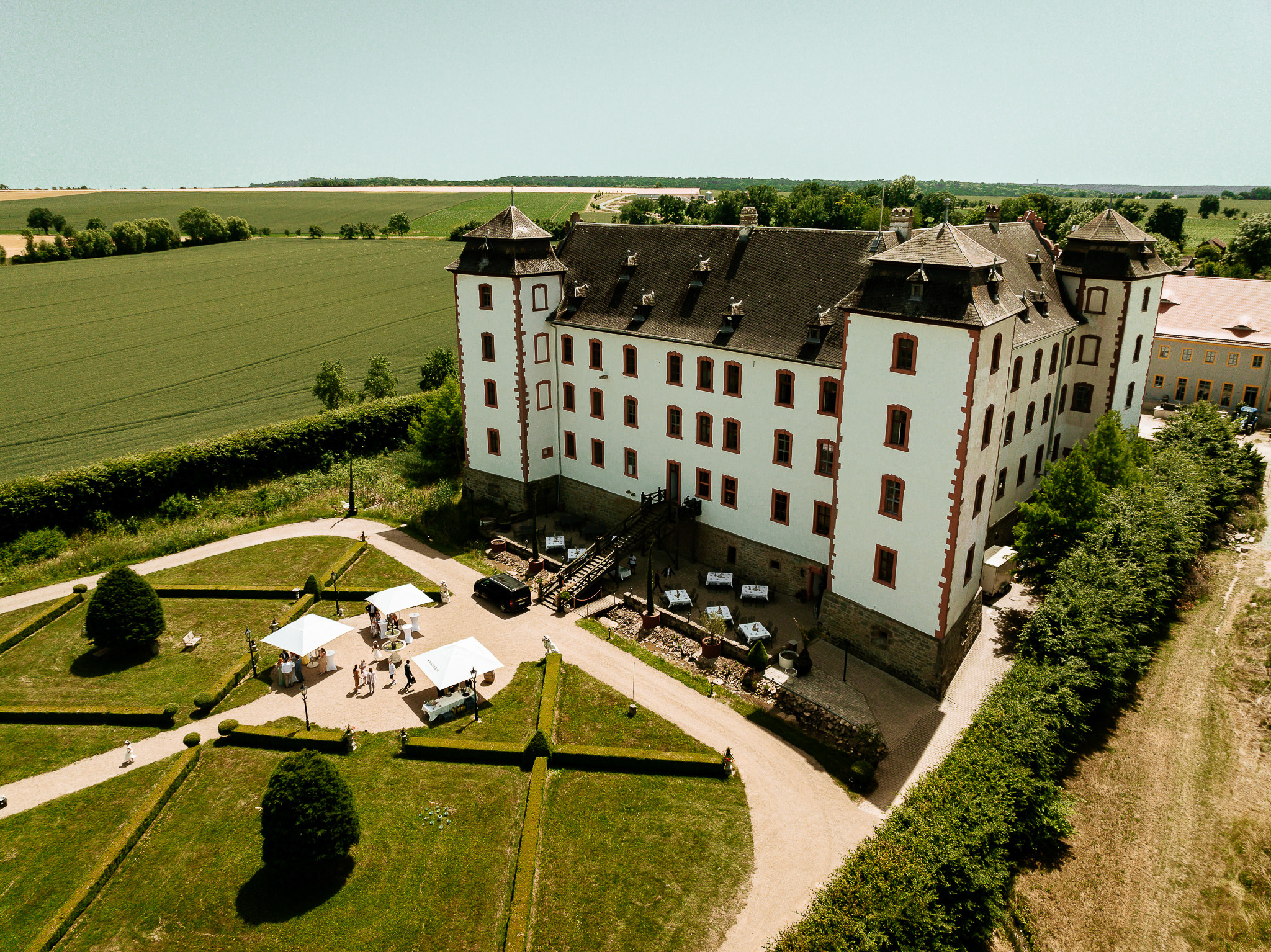 Hochzeit von Alessa und Andi auf Schloss Walkershofen