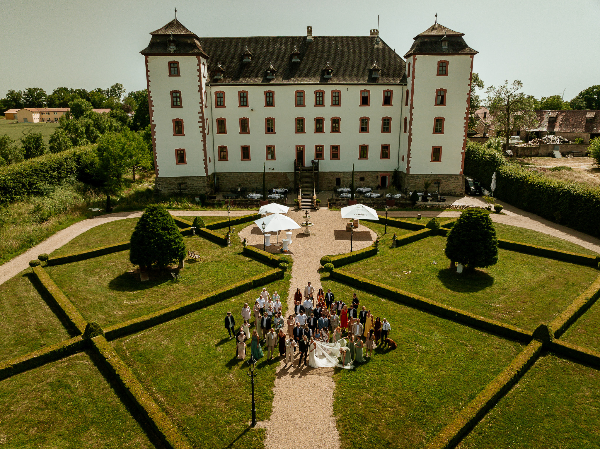 Hochzeit von Alessa und Andi auf Schloss Walkershofen