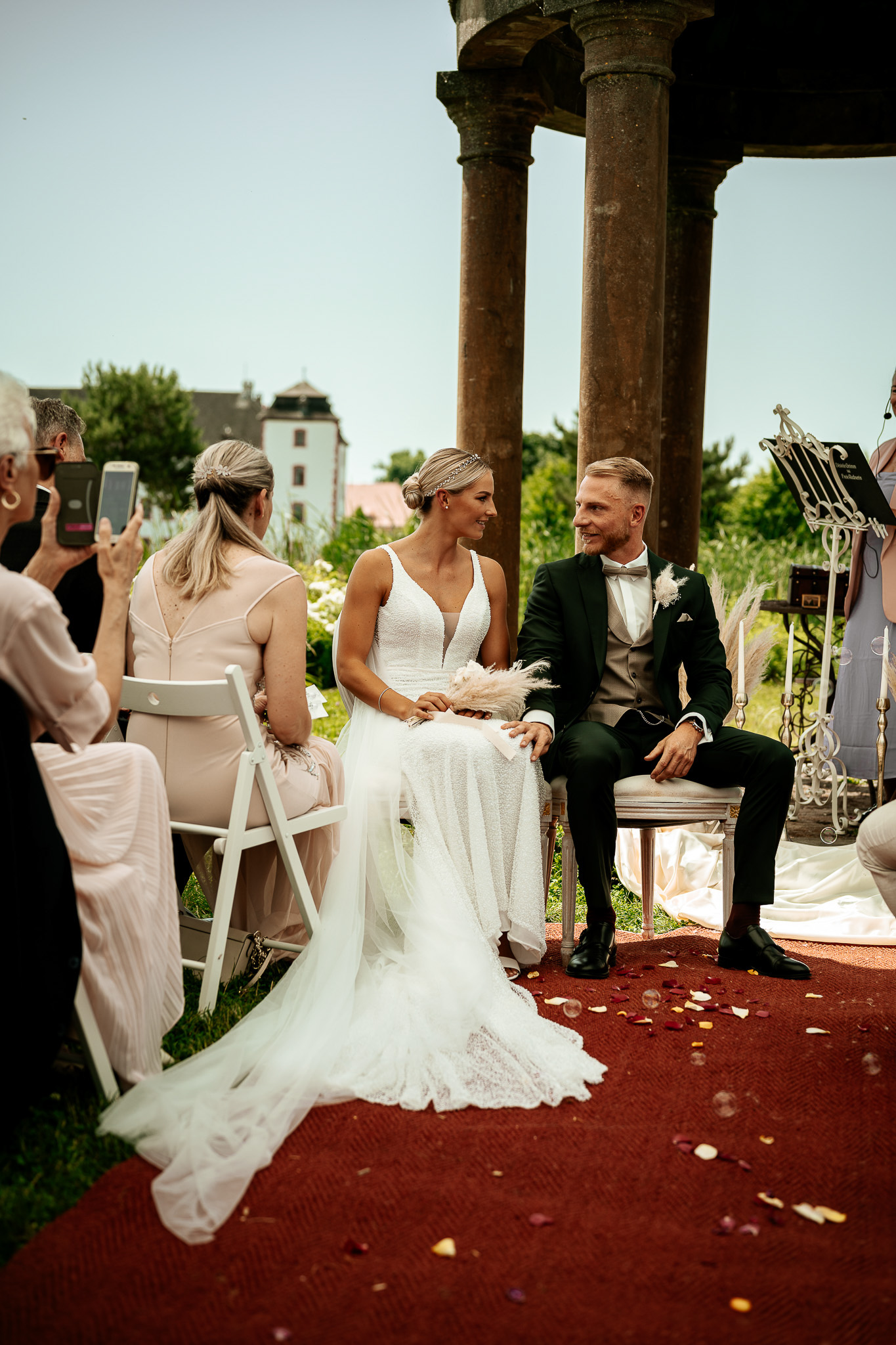 Hochzeit von Alessa und Andi auf Schloss Walkershofen