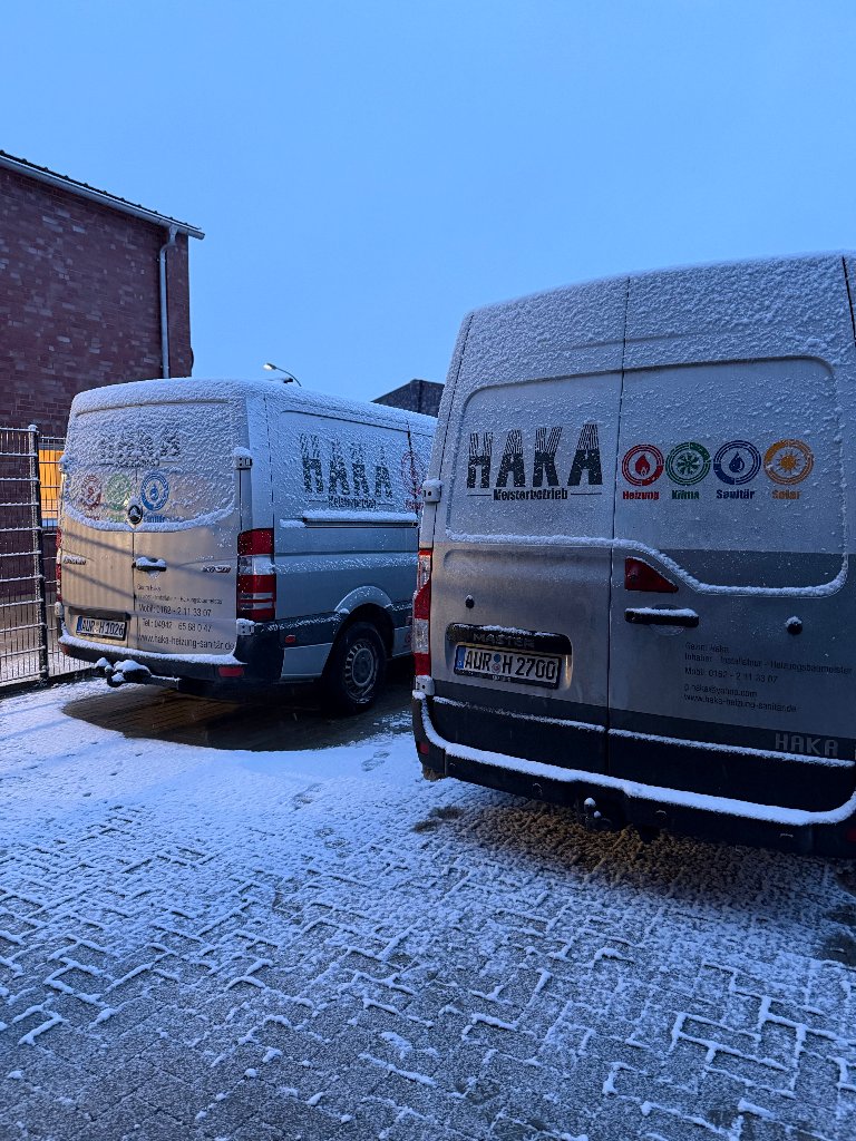 HAKA Firmenfahrzeuge