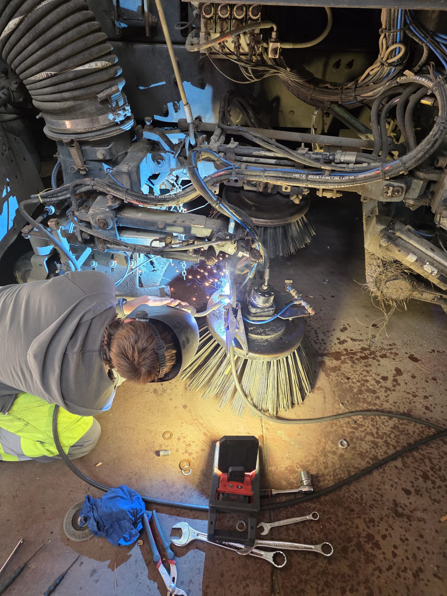 Lassen aan borstelmechanisme