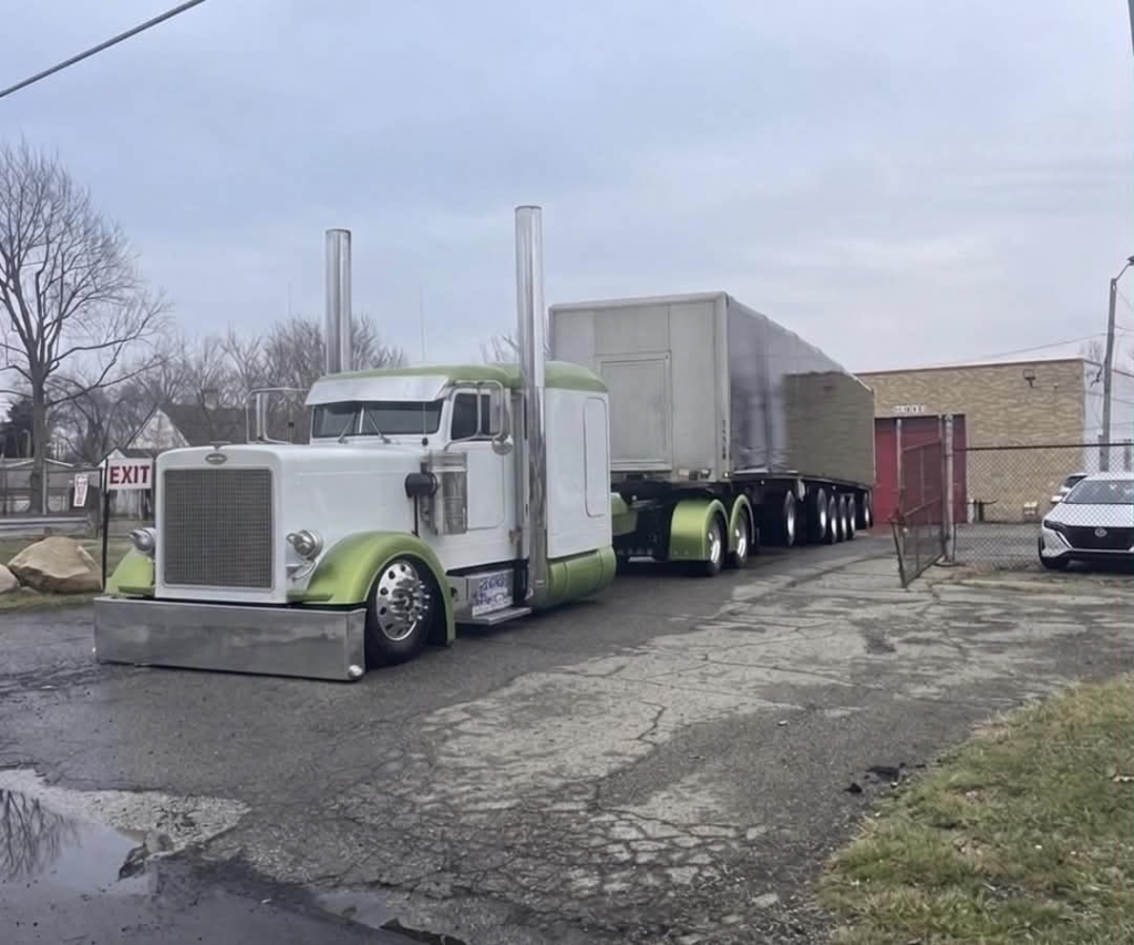 T.D. Keleman Trucking - Flatbed Rig