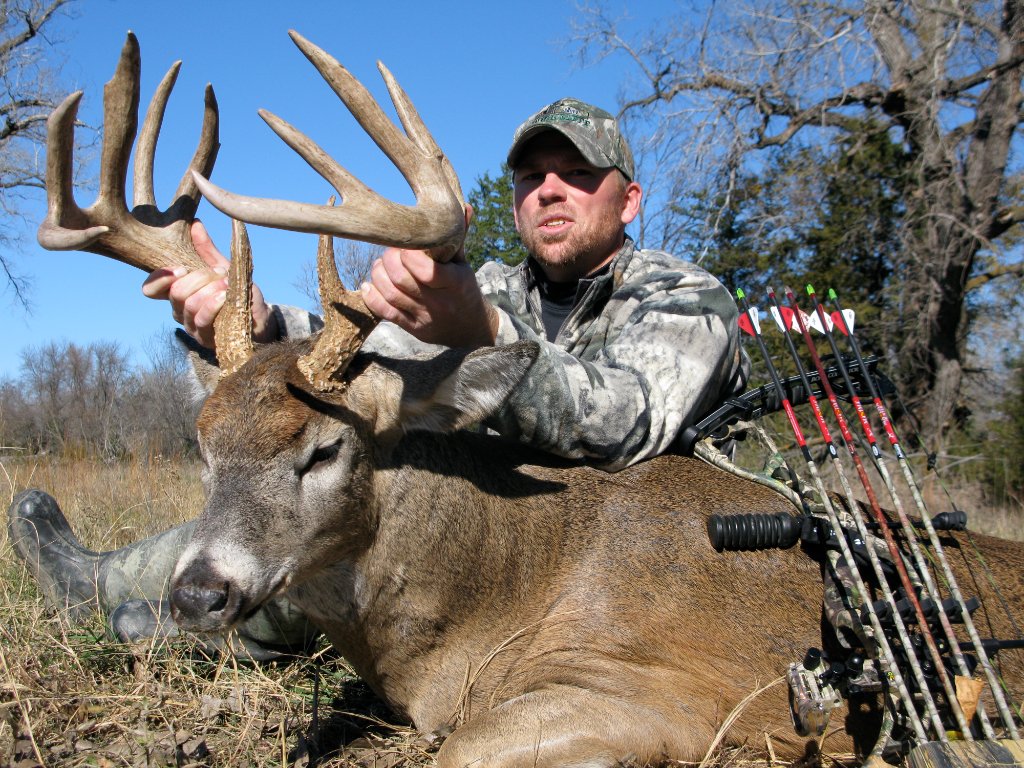 Early Rut Archery Whitetail