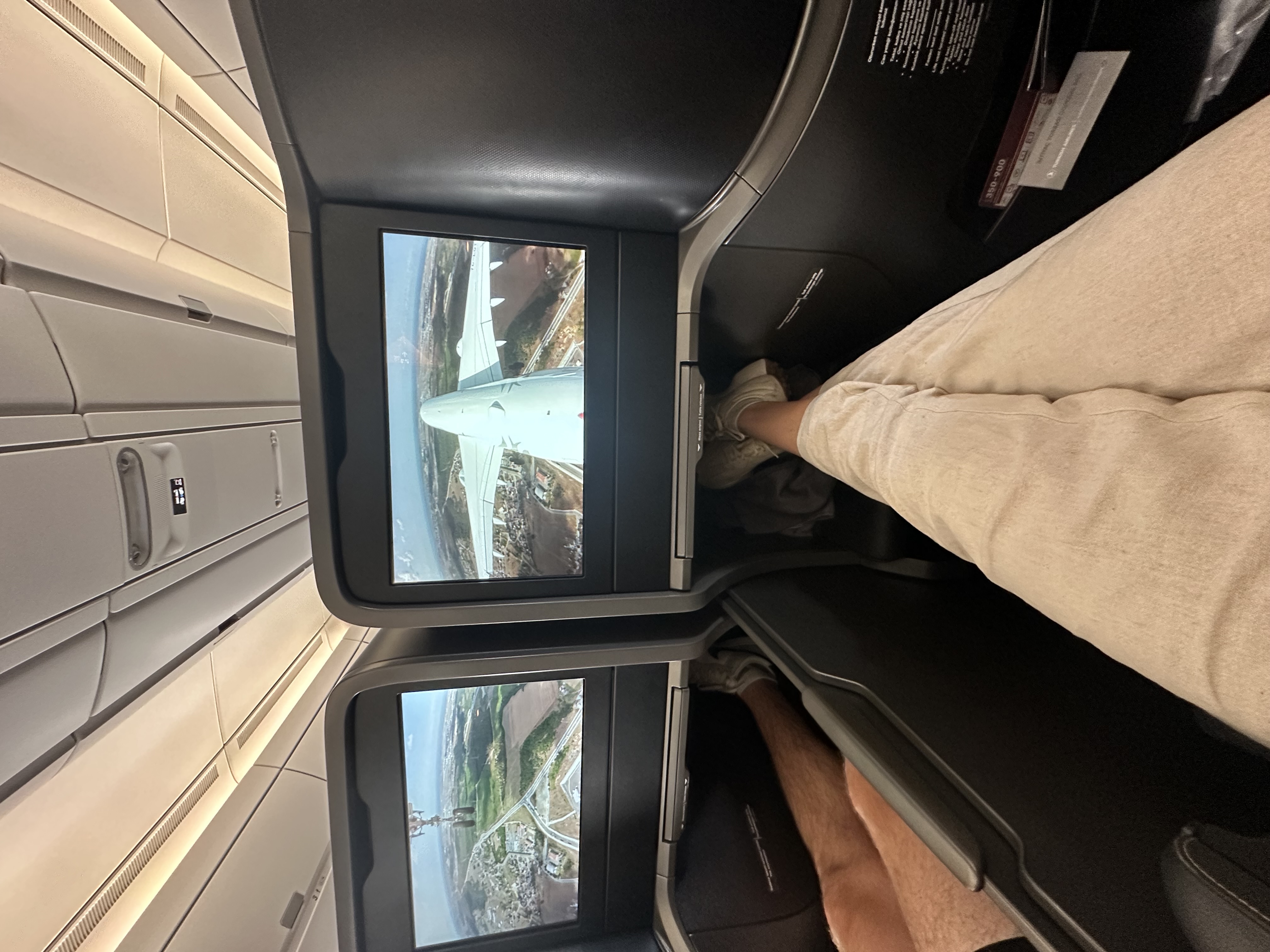 Turkish Airlines A350-900 business class seatback screens and legroom