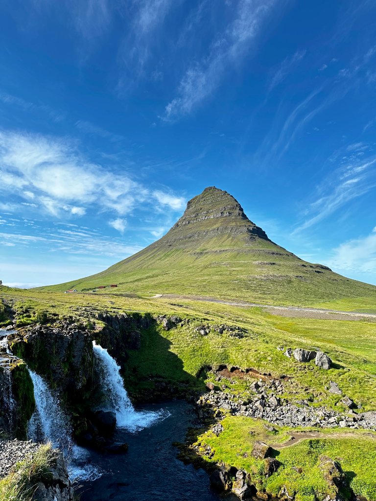 Kirkjufell mountain and Kirkjufellsfoss waterfall in Iceland