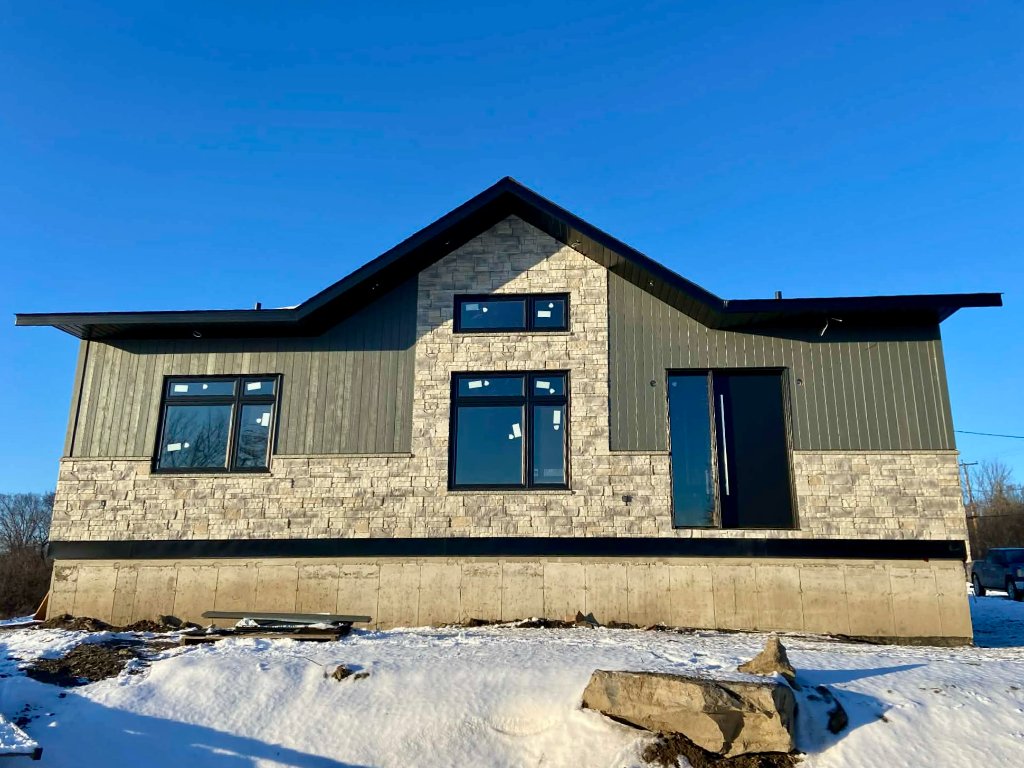 New House Siding — Luskville