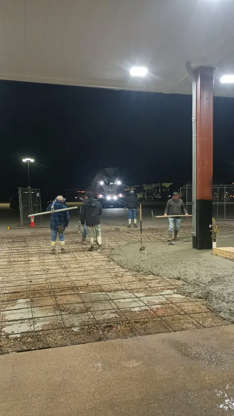 Freshly poured concrete driveway in Seguin, TX
