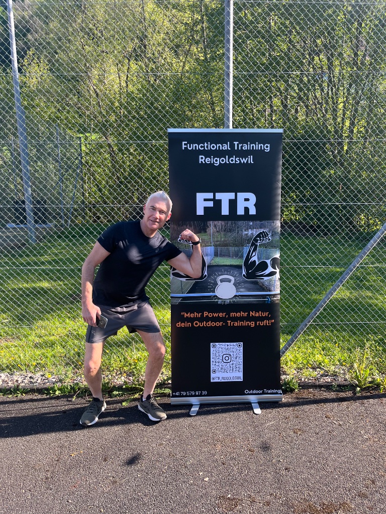Trainer mit FTR Banner