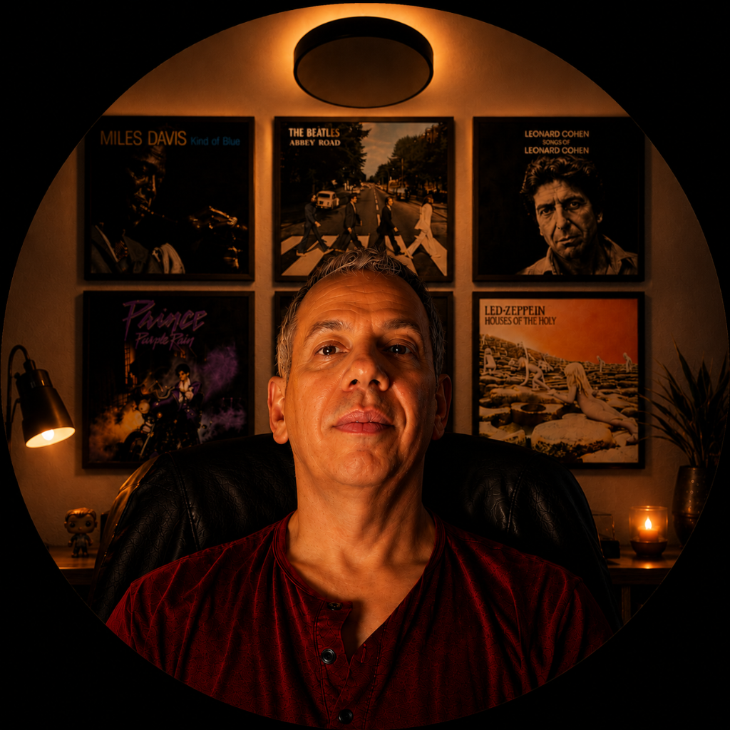 Alex Anoussis — singer-songwriter