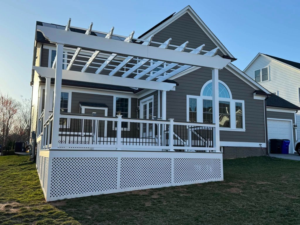 Deck with Pergola