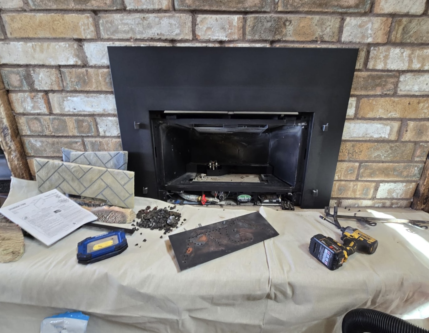 Gas Fireplace Repair  Cascade-Fairwood, Renton - Gas Repair in Cascade-Fairwood, Renton, WA by Chimney Pro Solutions