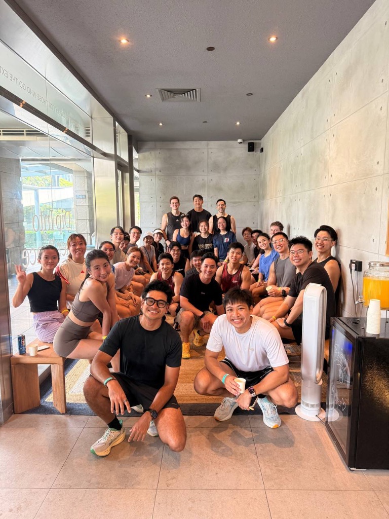 Le-Munity group workout fitness session