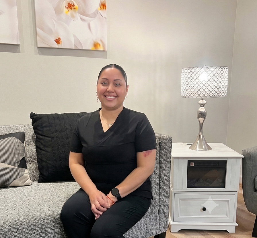 Esmeralda — Front Desk Coordinator