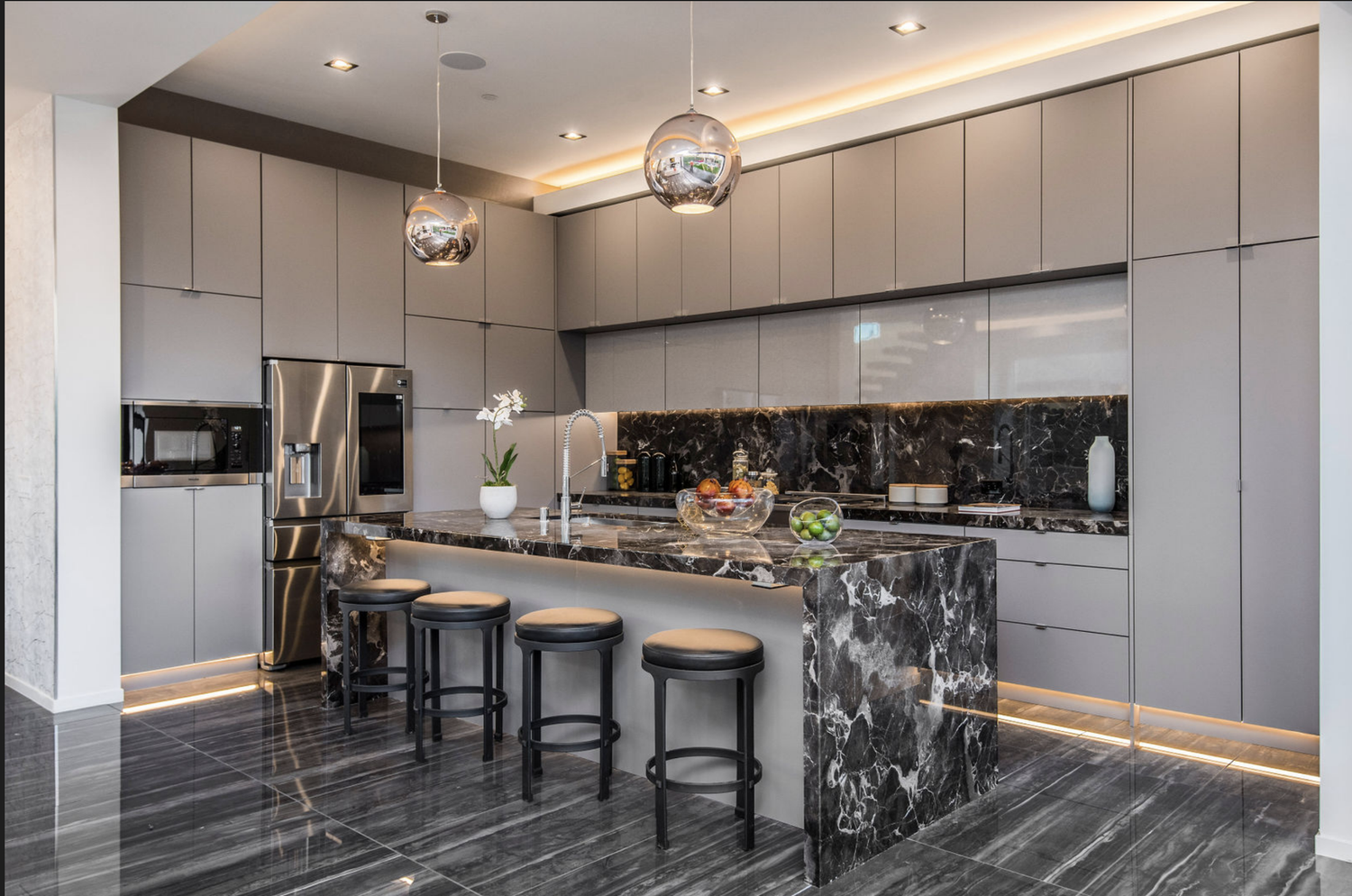 Kling Street - 9