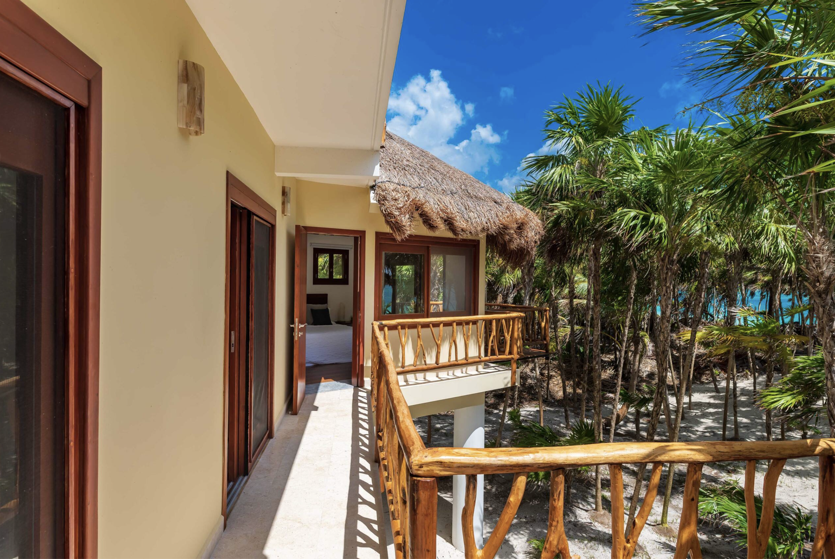 Second-floor walkway to the jungle