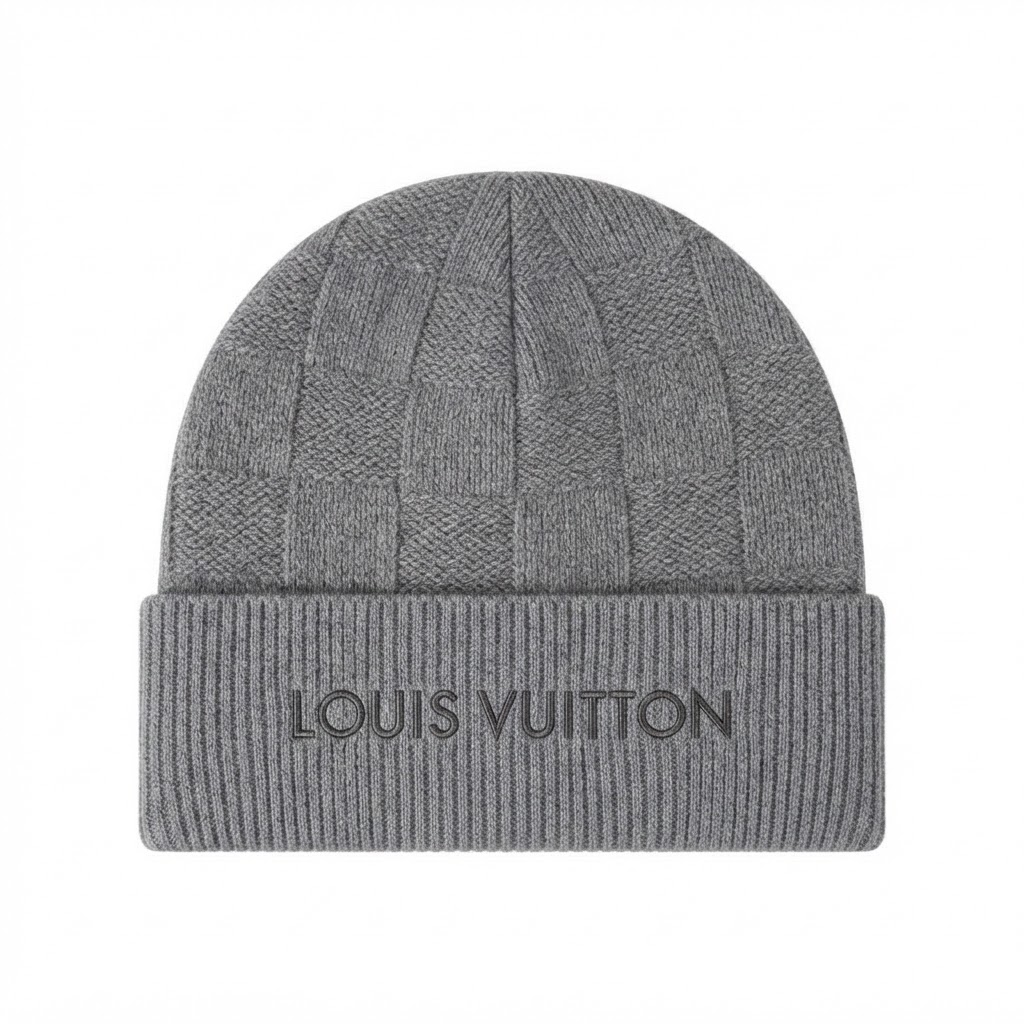 Ami Paris Heart Logo Beanie — Red Logo