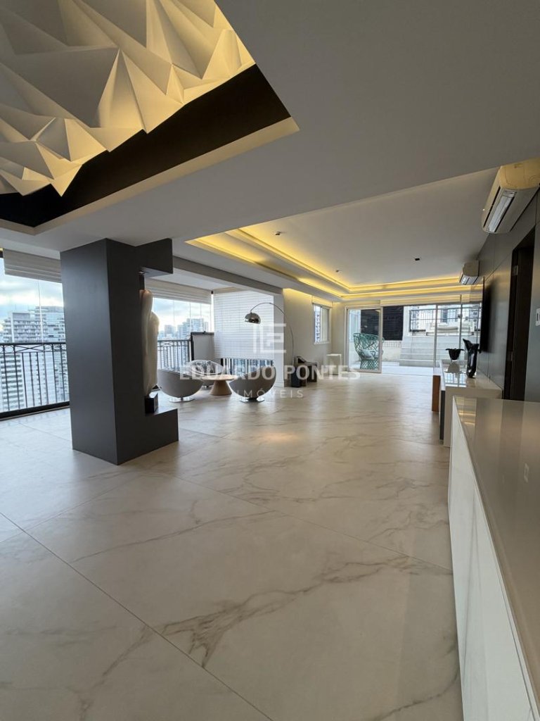 Cobertura com 310 m² na Vila Nova Conceição - Vila Nova Conceição