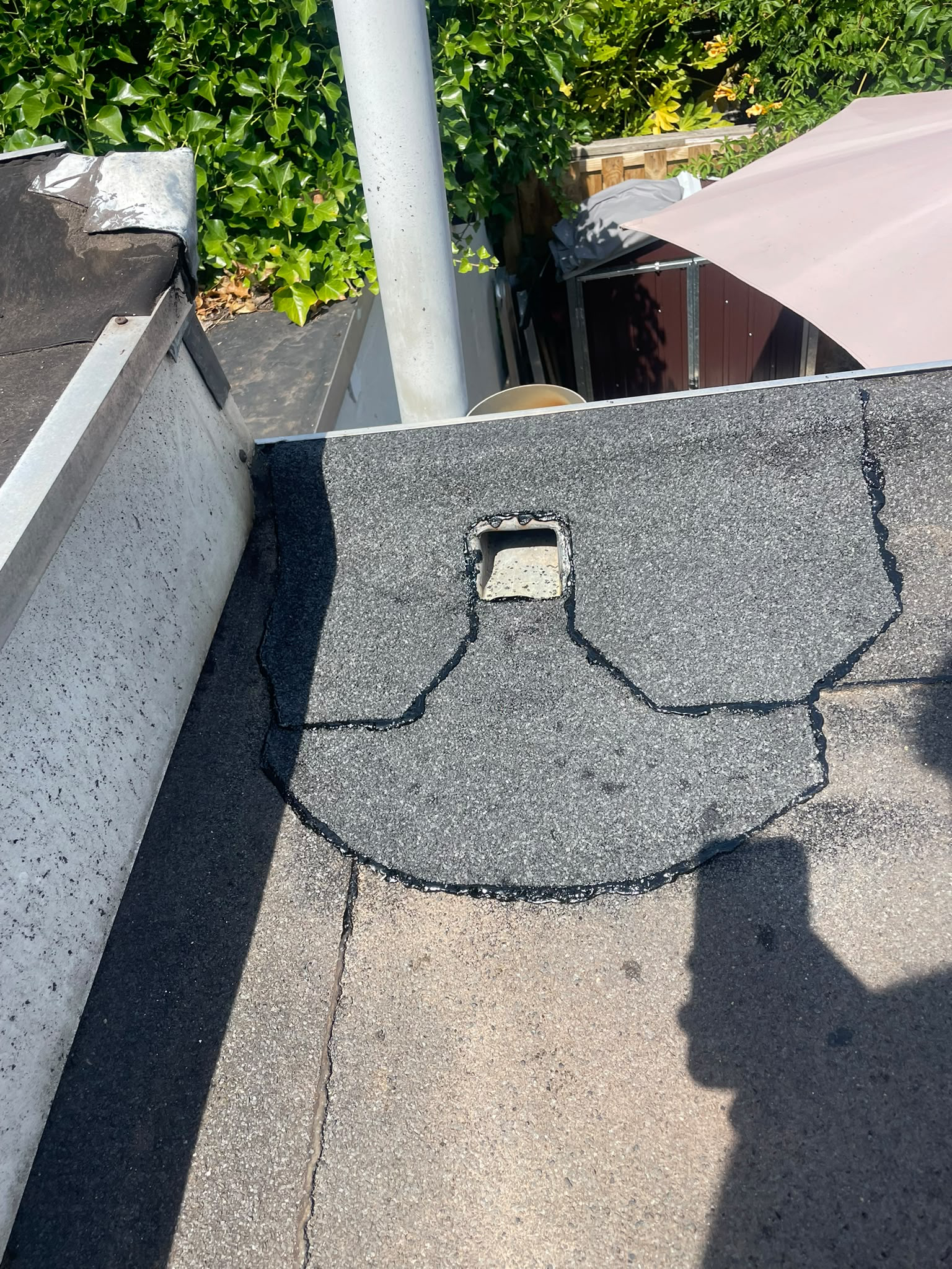 Reparatie en afdichting lek op bitumen dak, Onderhoud in Drechtsteden door Andreessen Dakwerken
