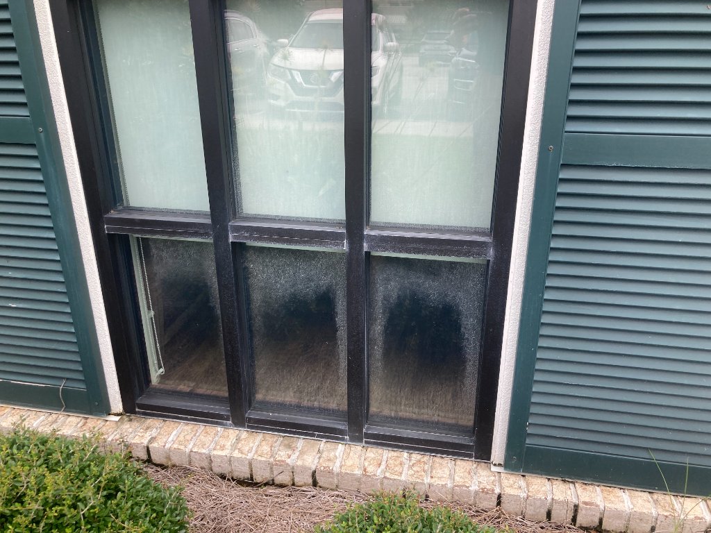 Before and after Window Cleaning — Commercial Window Cleaning in Dothan, AL by EcoClear Dothan