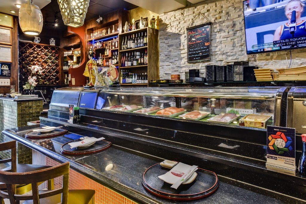 Sushi counter with fresh catch