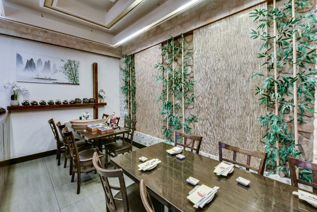 Private dining room with bamboo wall feature